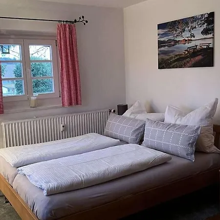 With 3 Bedrooms Semesterbostad Jethausen